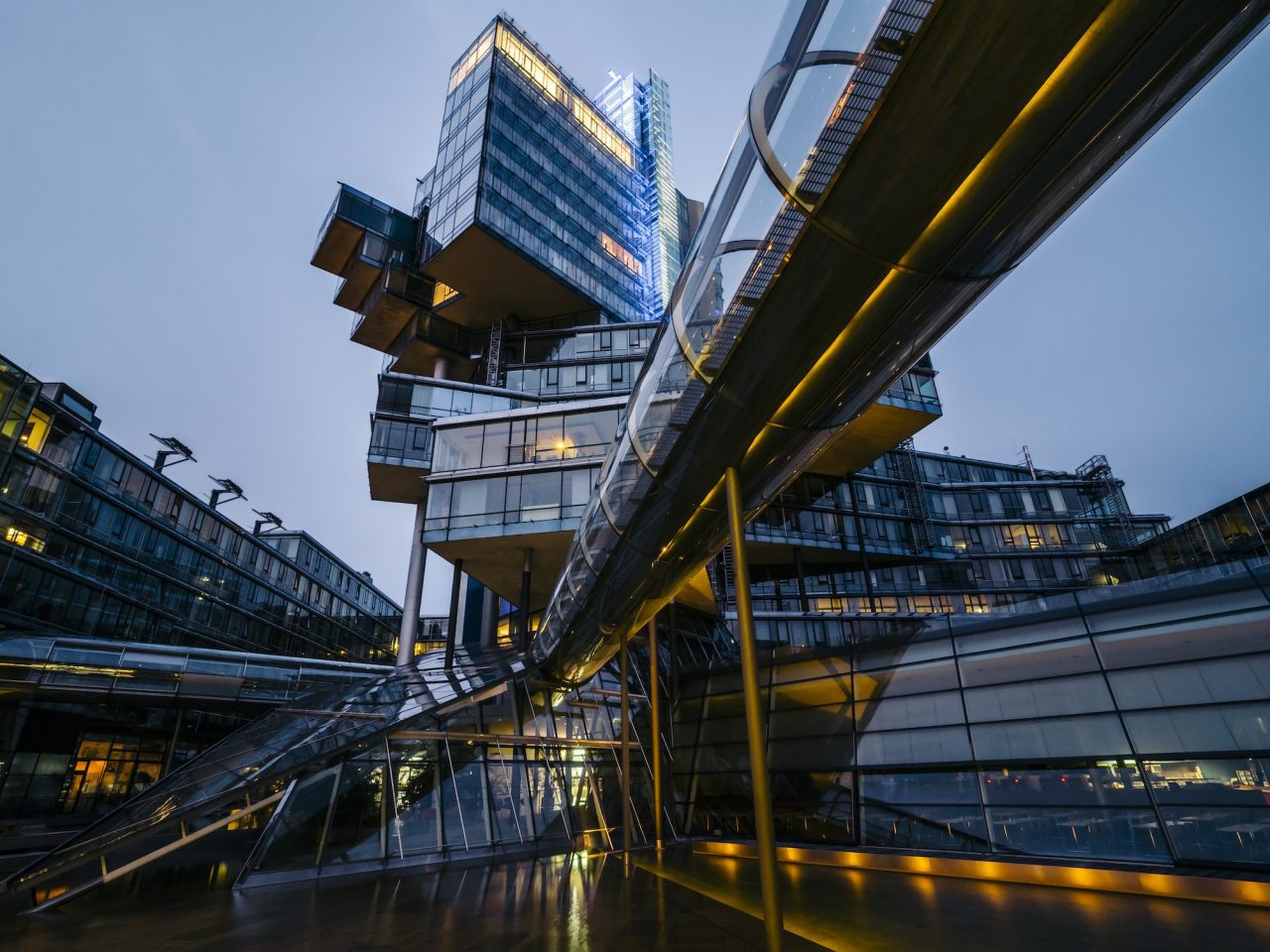 germany-hannover-futuristic-architecture-of-nord-lb-building.jpg